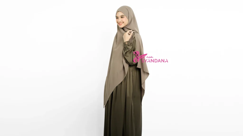 Grosir Jilbab Murah Langsung Dari Pabrik Gamis Royal Silk 2025