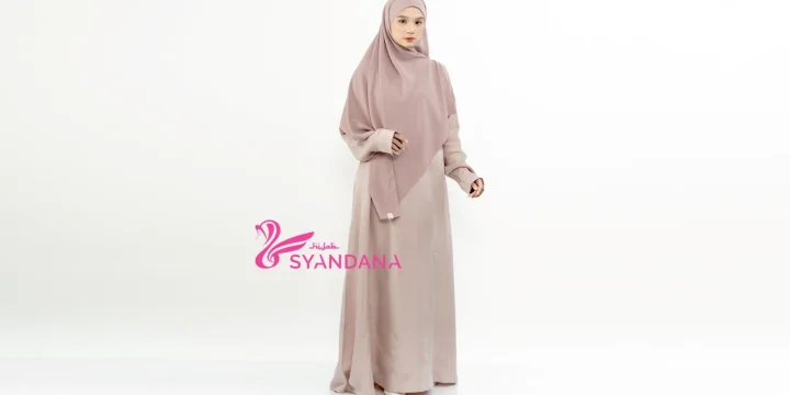 Abaya Cupro Natural Fabrics Nubuck Silk: Inspirasi Mix and Match Ala Influencer Stylish