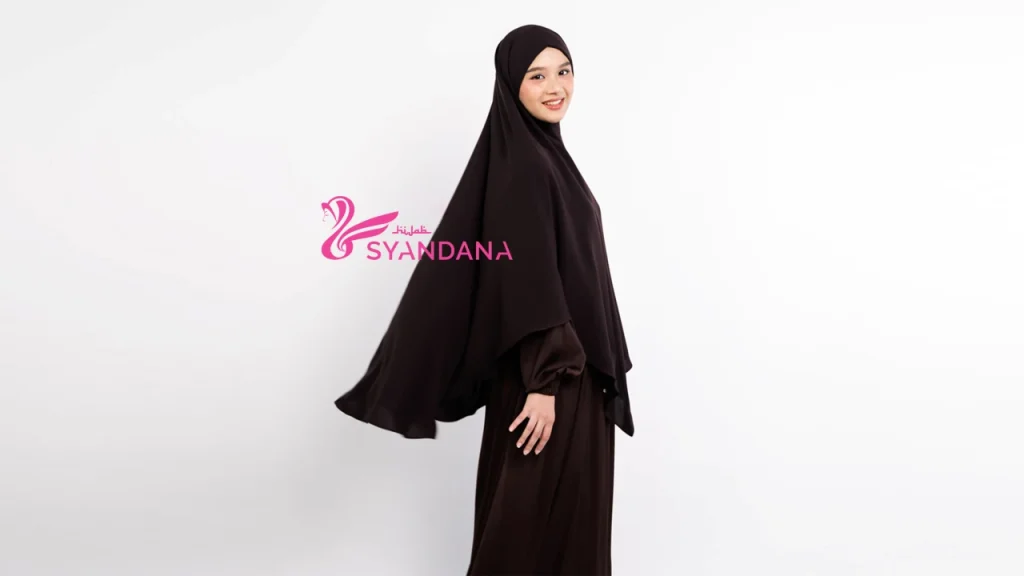 Khimar Bandana Khiban Bahan Mazen Anti UV Inspirasi Padu Padan Gamis A-Line yang Sedang Tren di Kalangan Muslimah